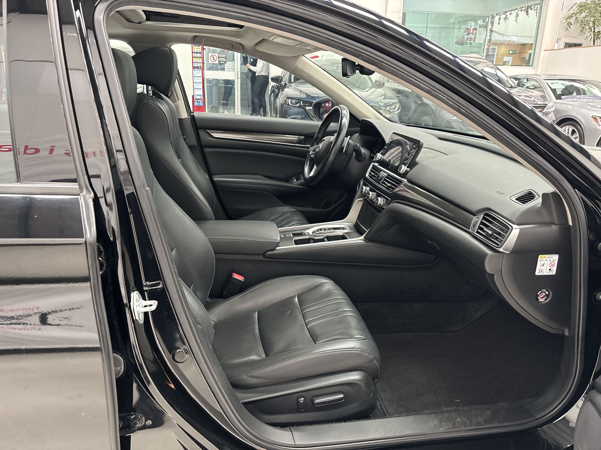 2022 Honda ACCORD TOURING