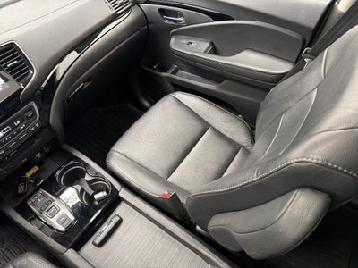 2022 Honda PILOT TOURING