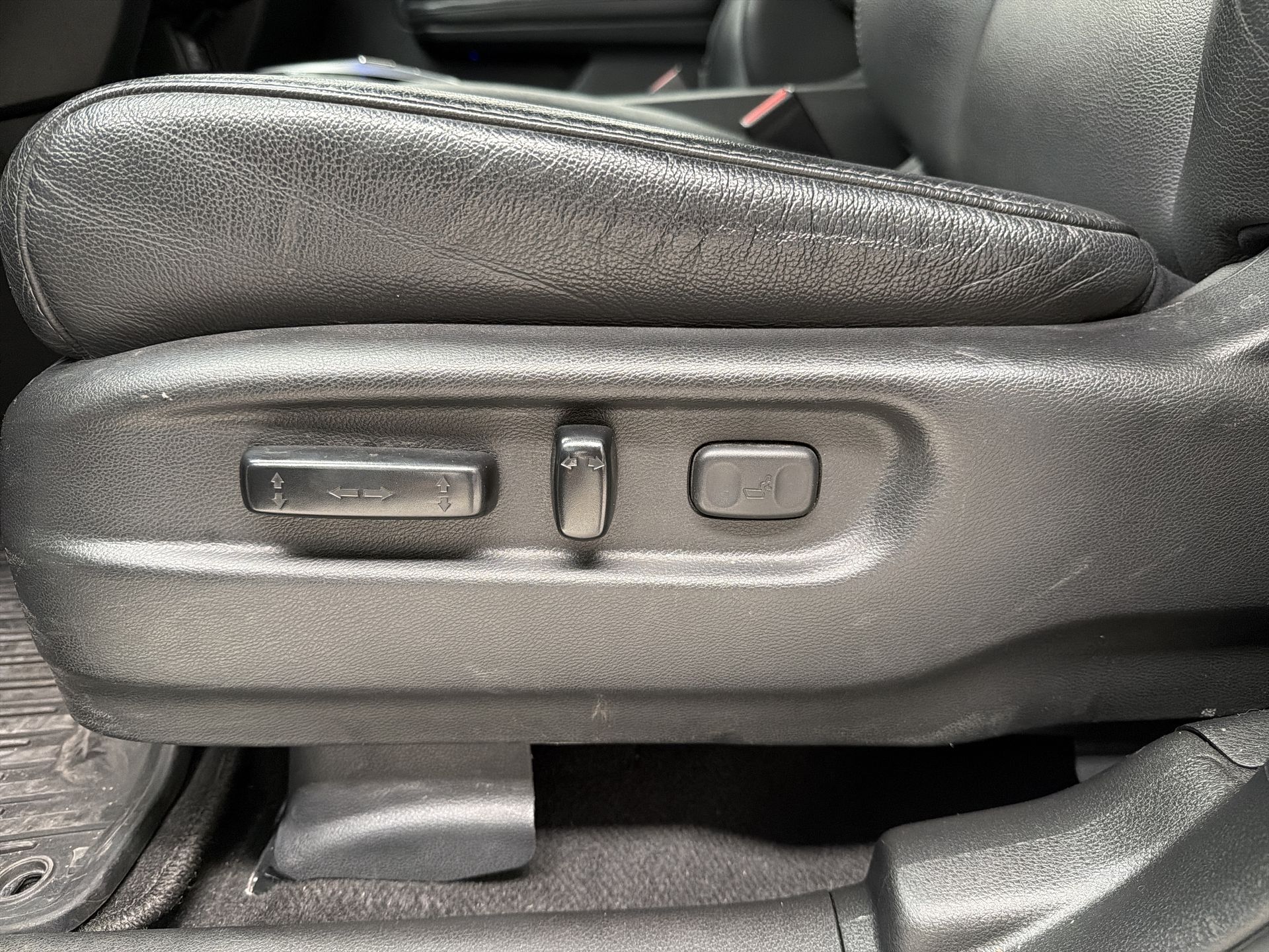 2022 Honda PILOT TOURING