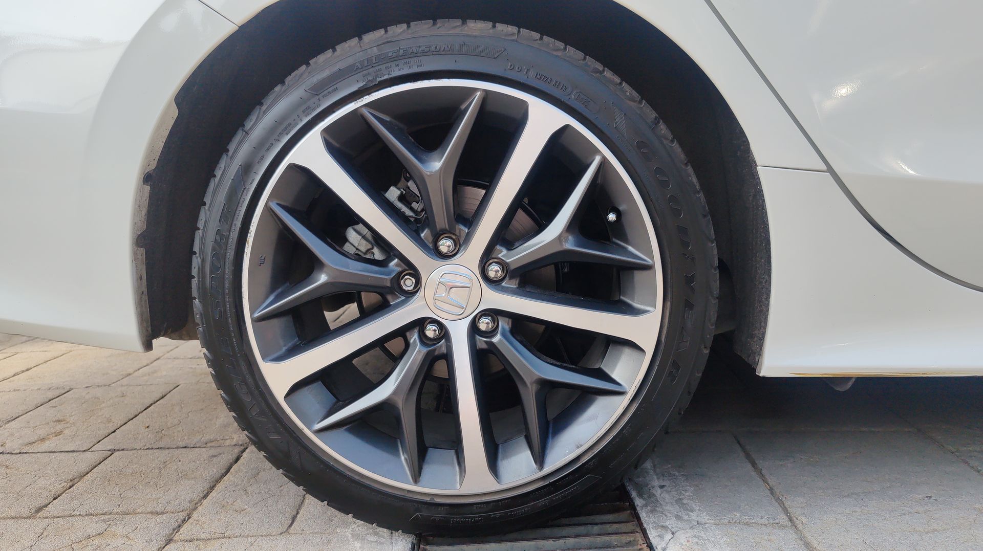 2024 Honda CIVIC TOURING CVT