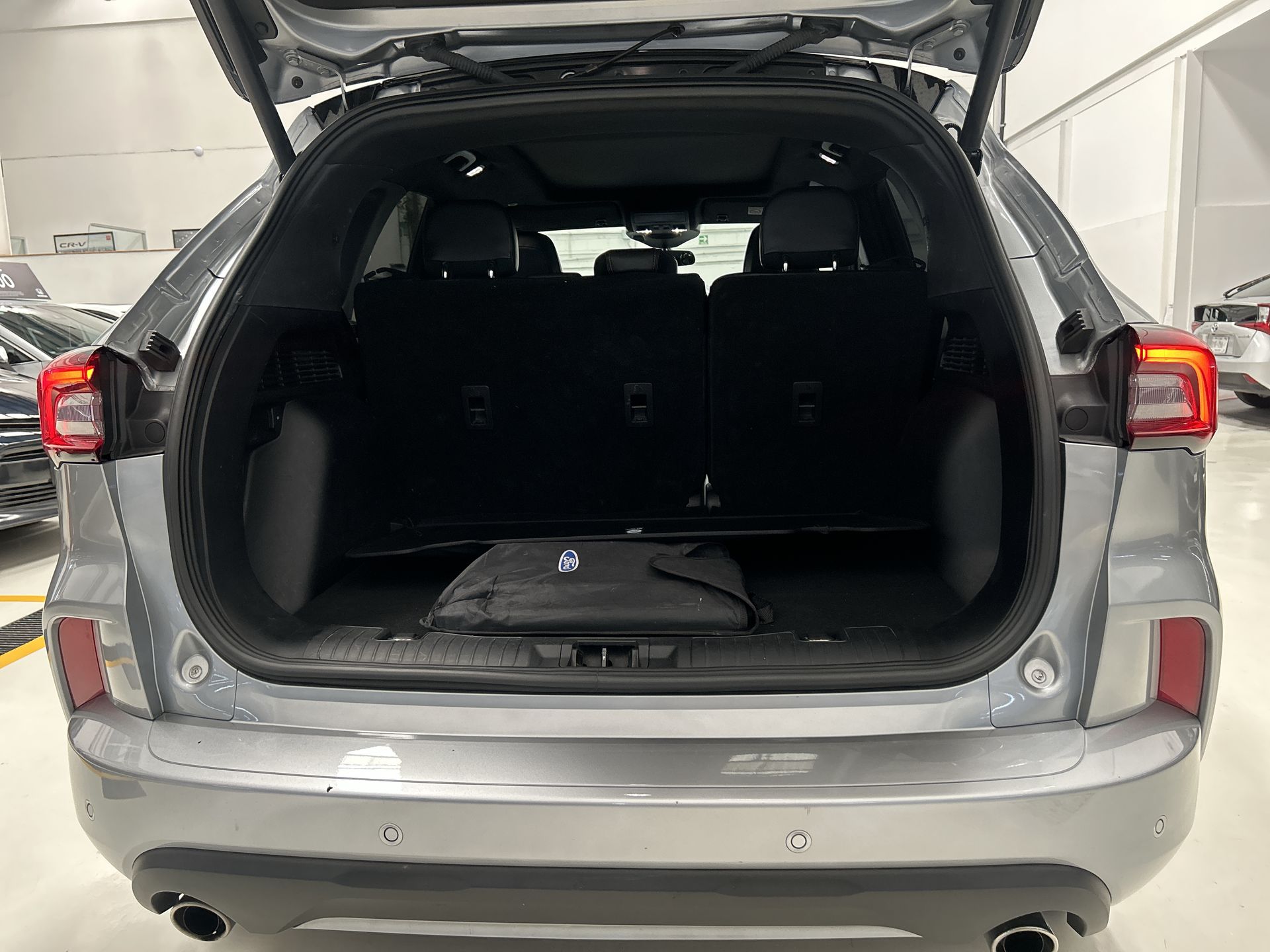 2023 Ford ESCAPE ESCAPE ST-LINE SELECT