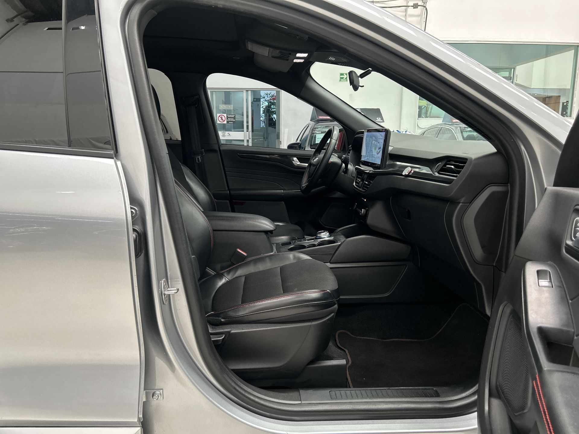 2023 Ford ESCAPE ESCAPE ST-LINE SELECT