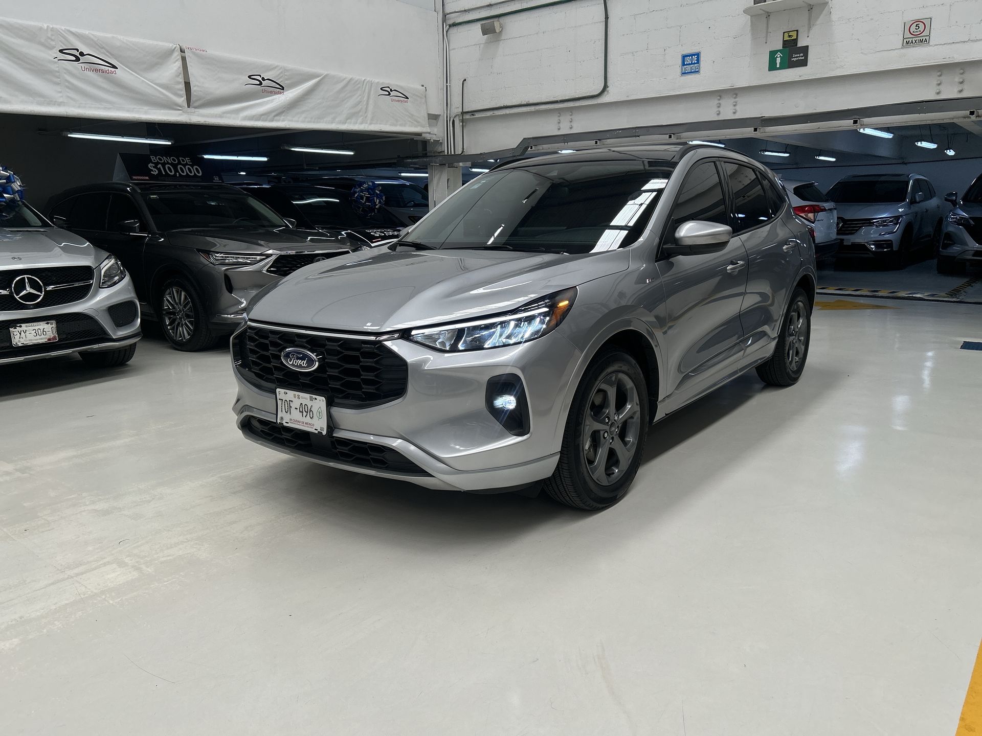 2023 Ford ESCAPE ESCAPE ST-LINE SELECT