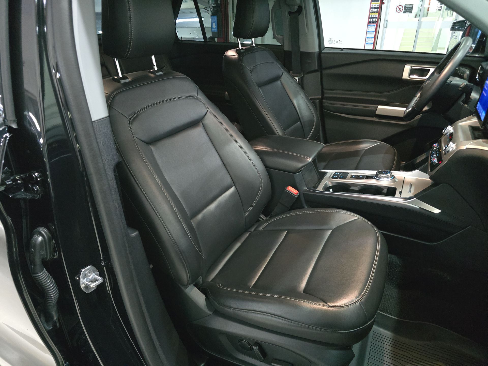 2022 Ford EXPLORER XLT RWD ECOBOOST C SISTEMA DE ENTRETENIM