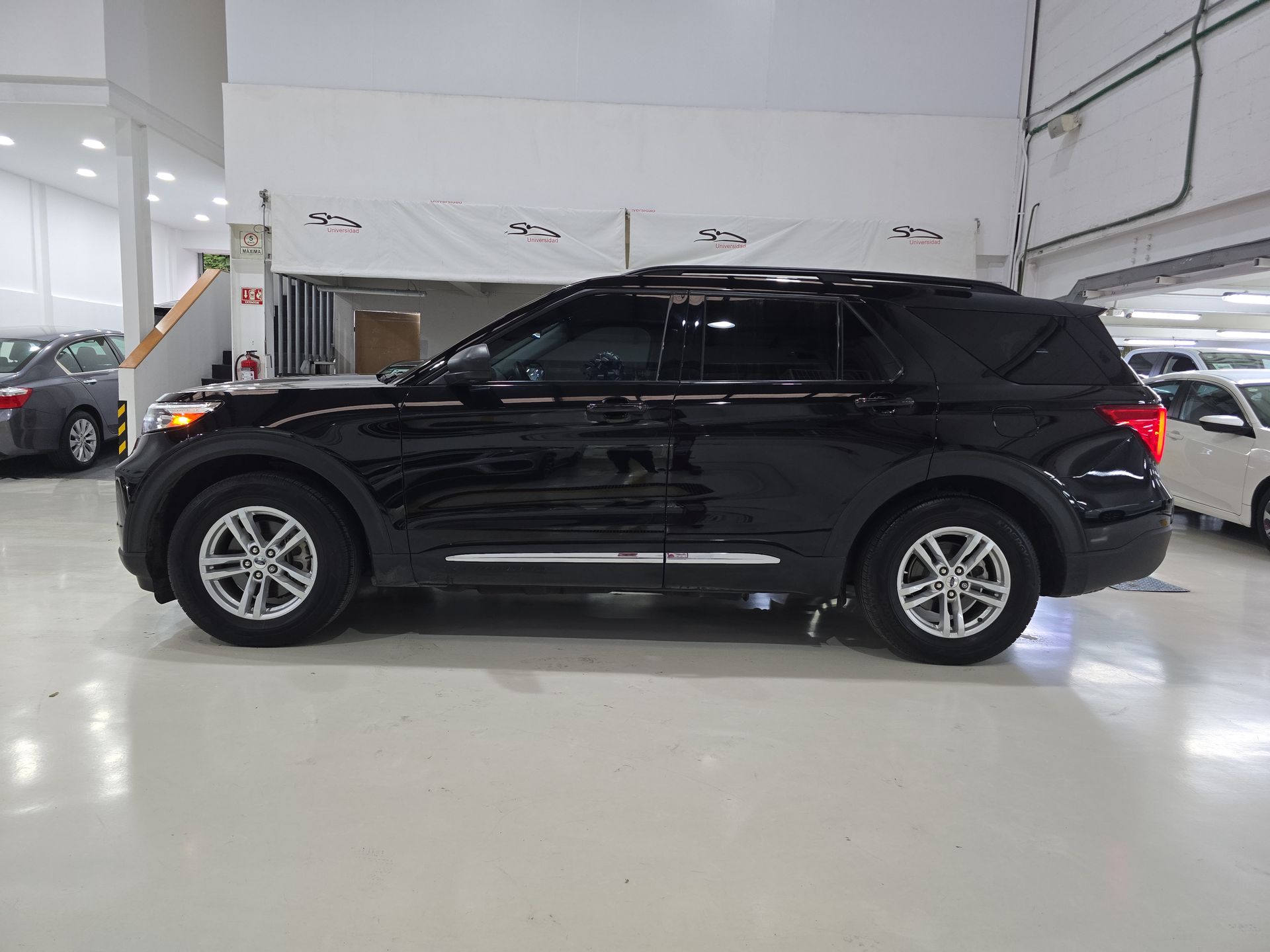 2022 Ford EXPLORER XLT RWD ECOBOOST C SISTEMA DE ENTRETENIM