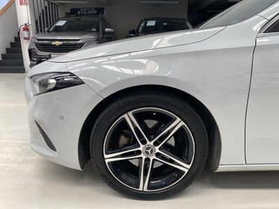 2020 Mercedes-Benz A200 URBAN A 200 PROGRESSIVE SEDÁN