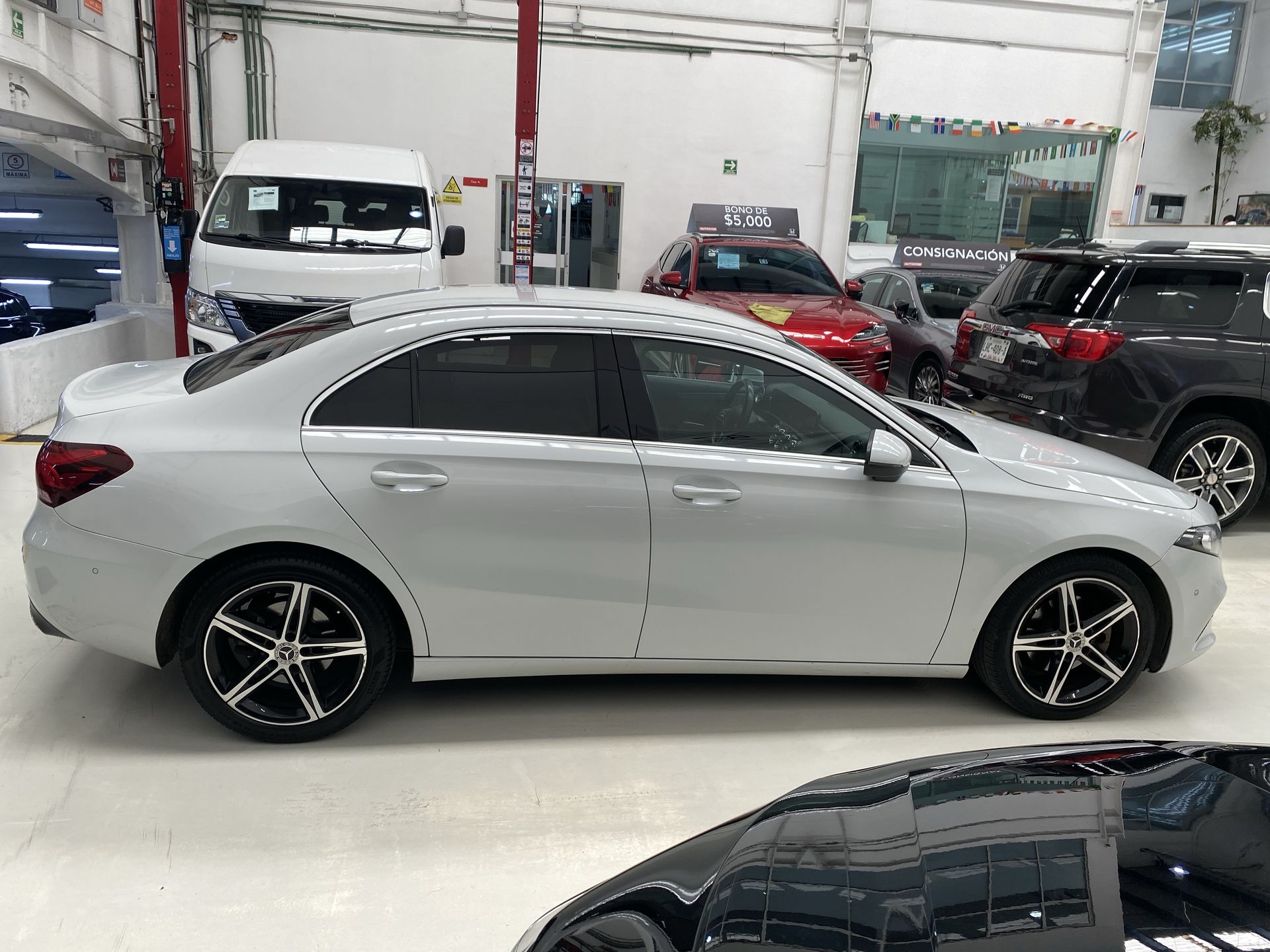2020 Mercedes-Benz A200 URBAN A 200 PROGRESSIVE SEDÁN