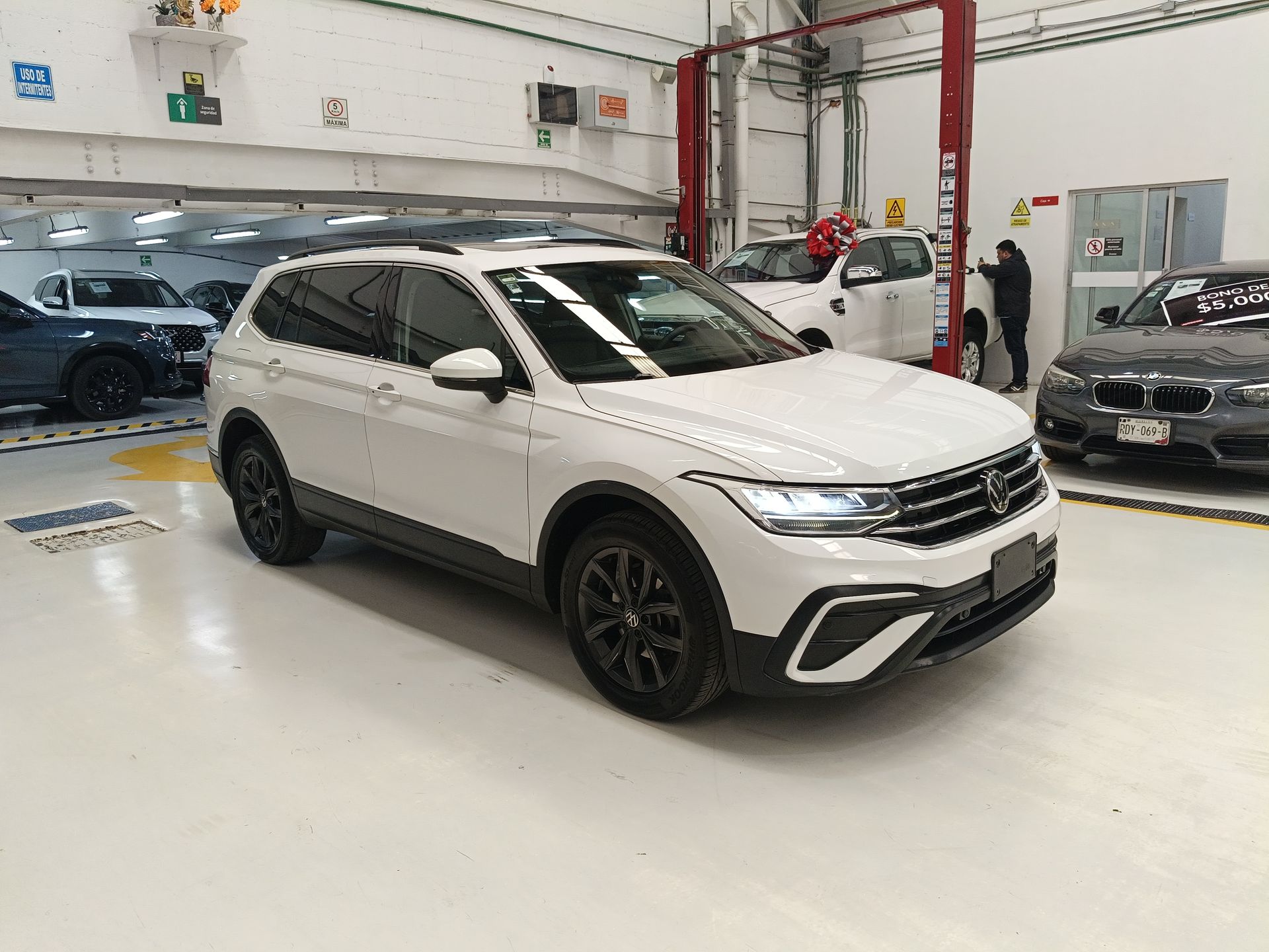 2023 Volkswagen TIGUAN COMFORTLINE