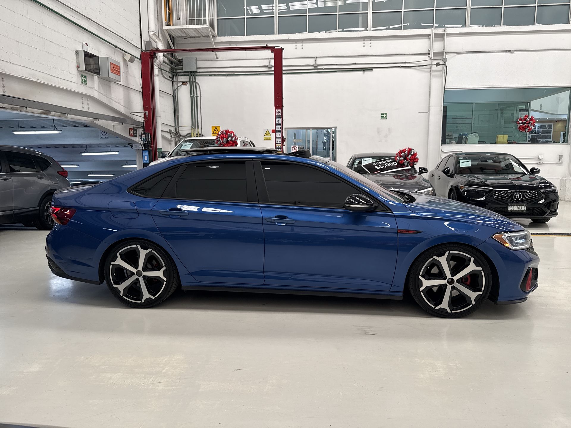 2024 Volkswagen JETTA GLI 40 ANIVERSARIO LONG DRIVE