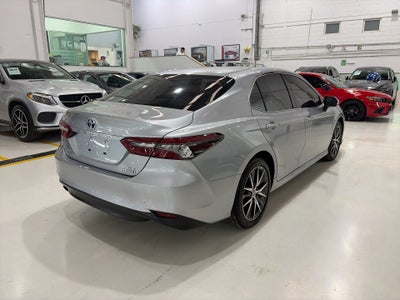 2022 Toyota CAMRY XLE HV
