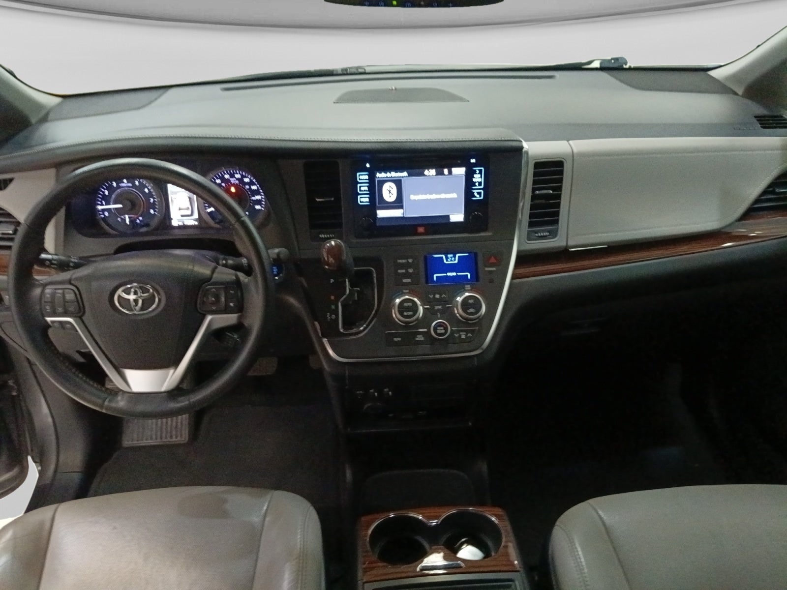 2017 Toyota SIENNA LIMITED