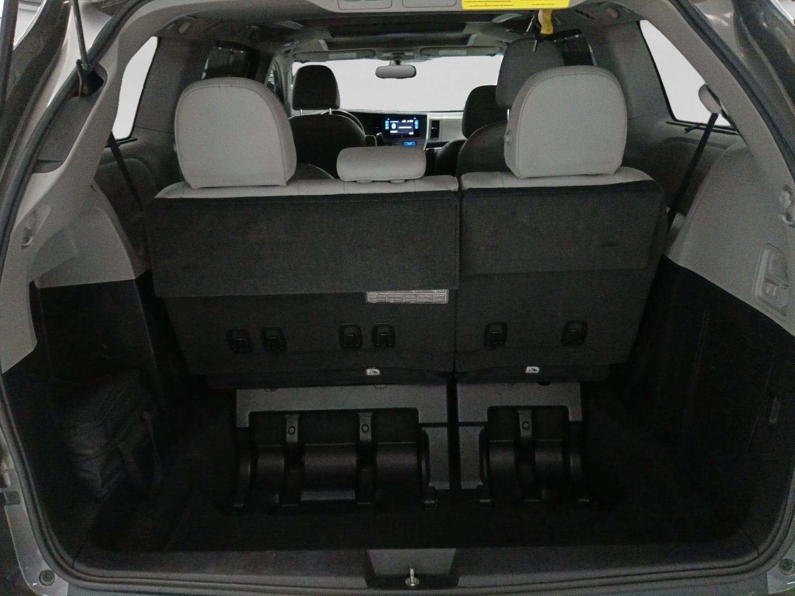 2017 Toyota SIENNA LIMITED