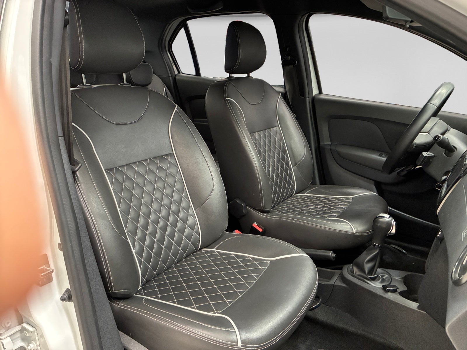 2024 RENAULT LOGAN 1.6 INTENS CVT