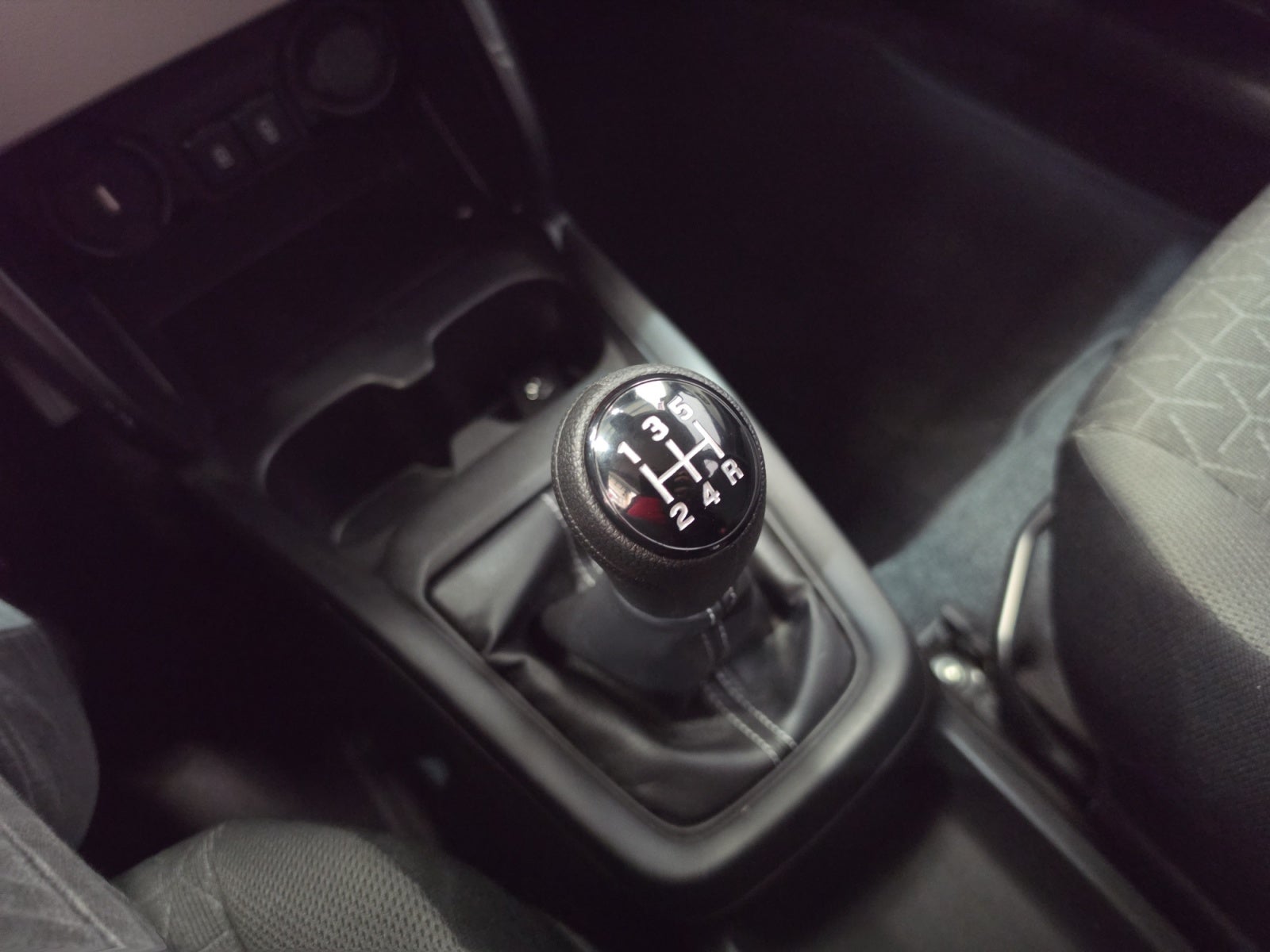 2026 SUZUKI SWIFT BOOSTERGREEN GLS MANUAL