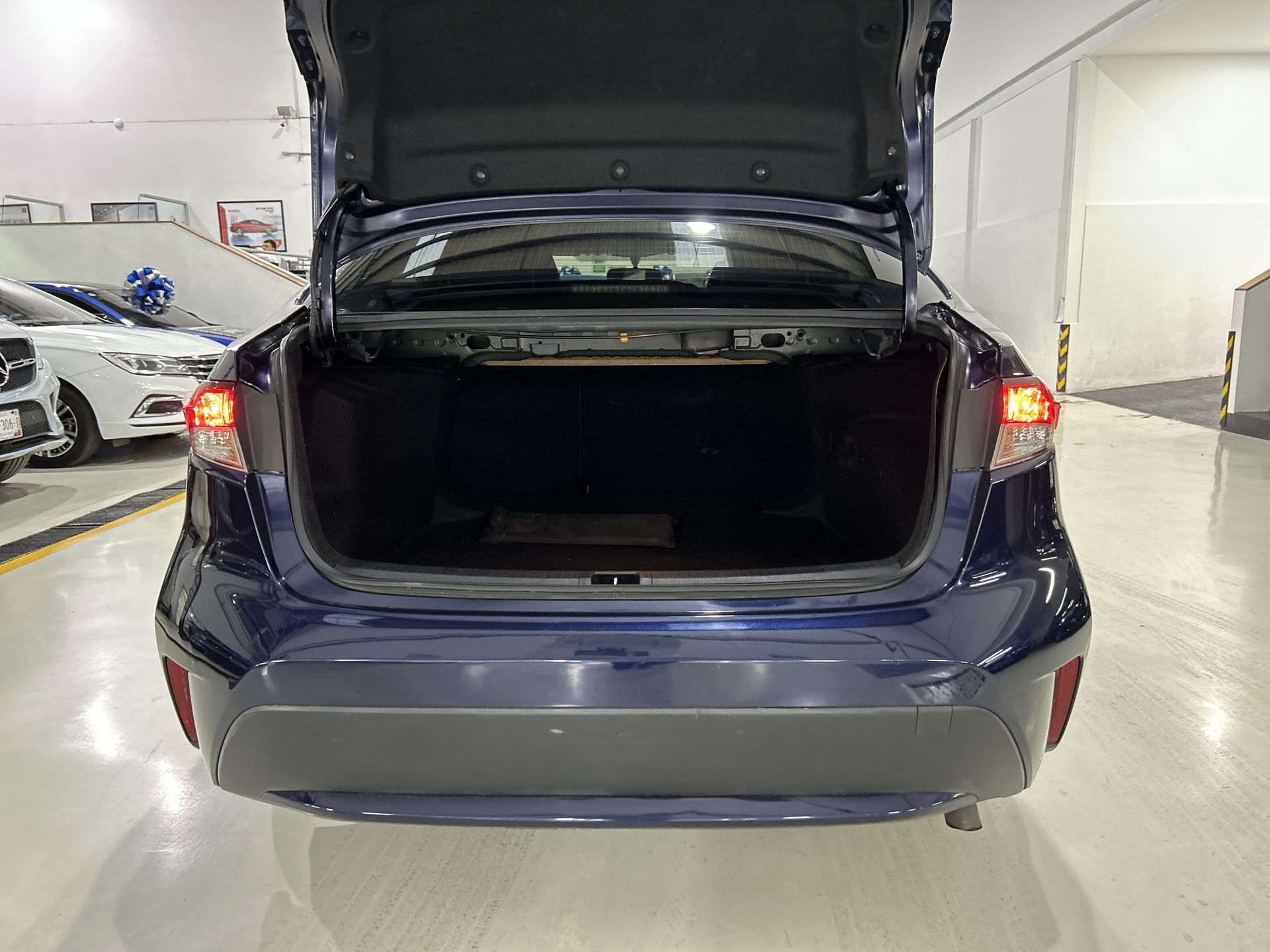 2022 Toyota COROLLA LE HV