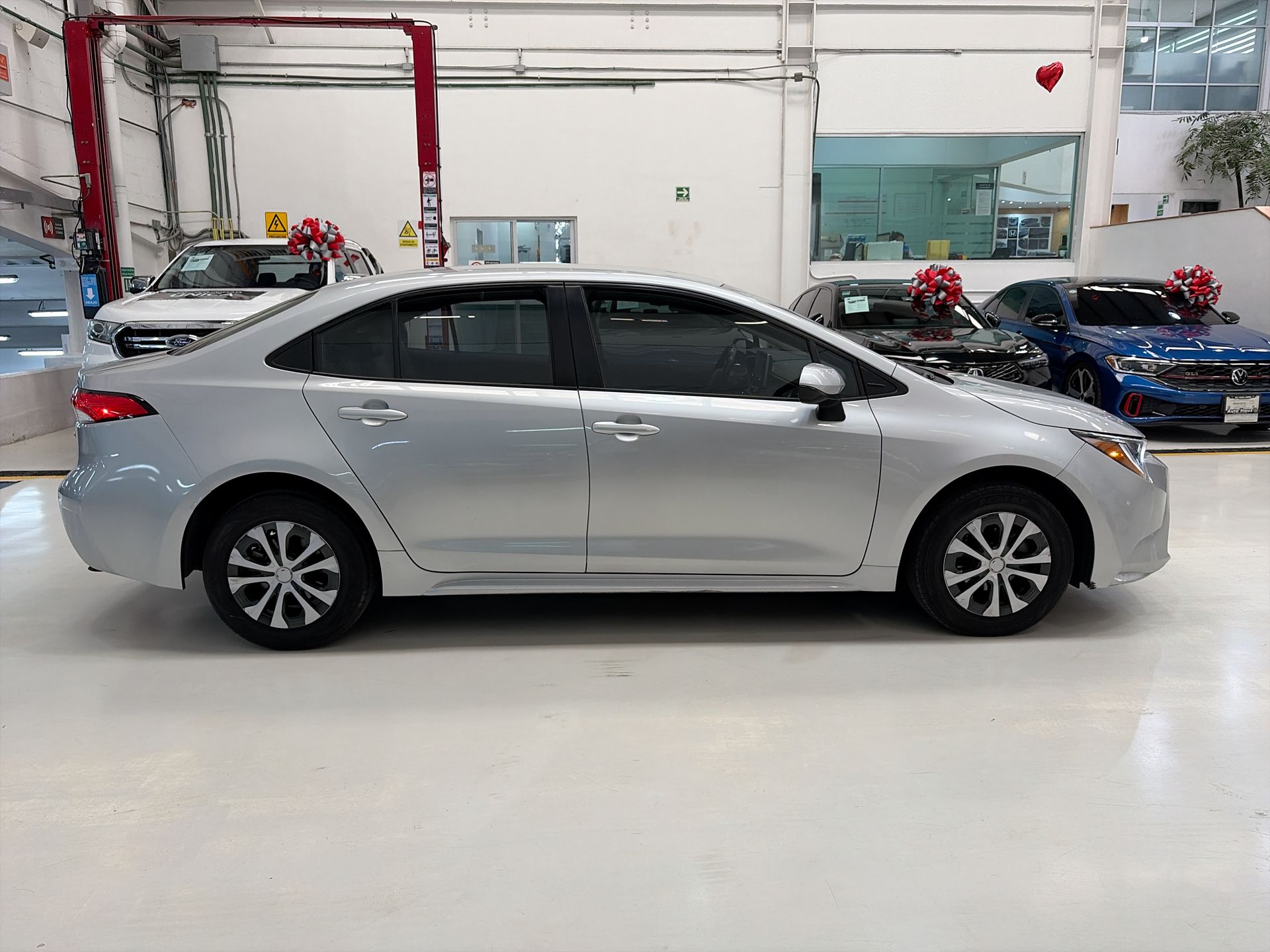 2022 Toyota COROLLA LE HV