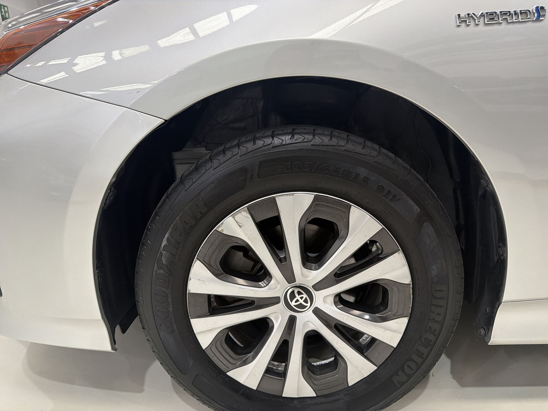 2022 Toyota PRIUS BASE BASE