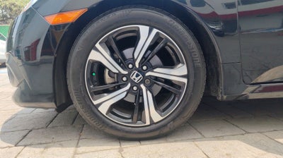 2018 Honda CIVIC TOURING