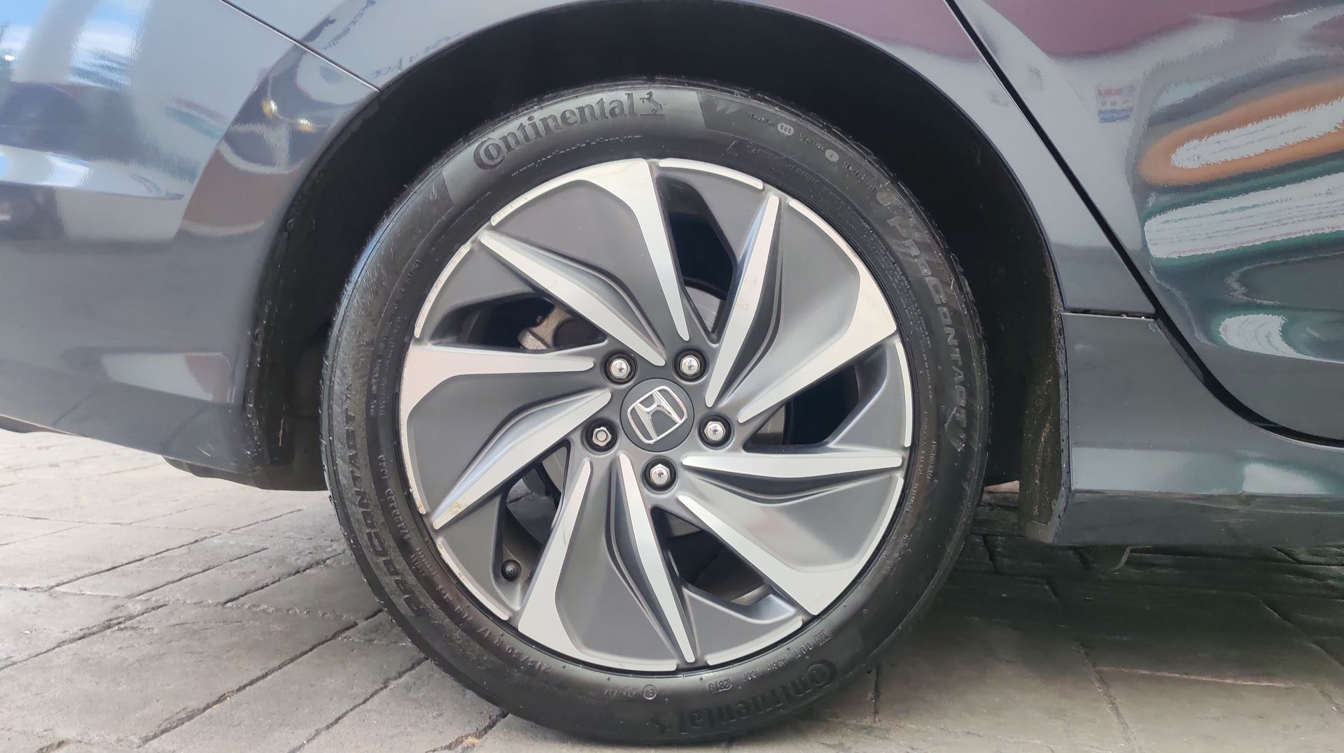 2020 Honda INSIGHT HYBRID