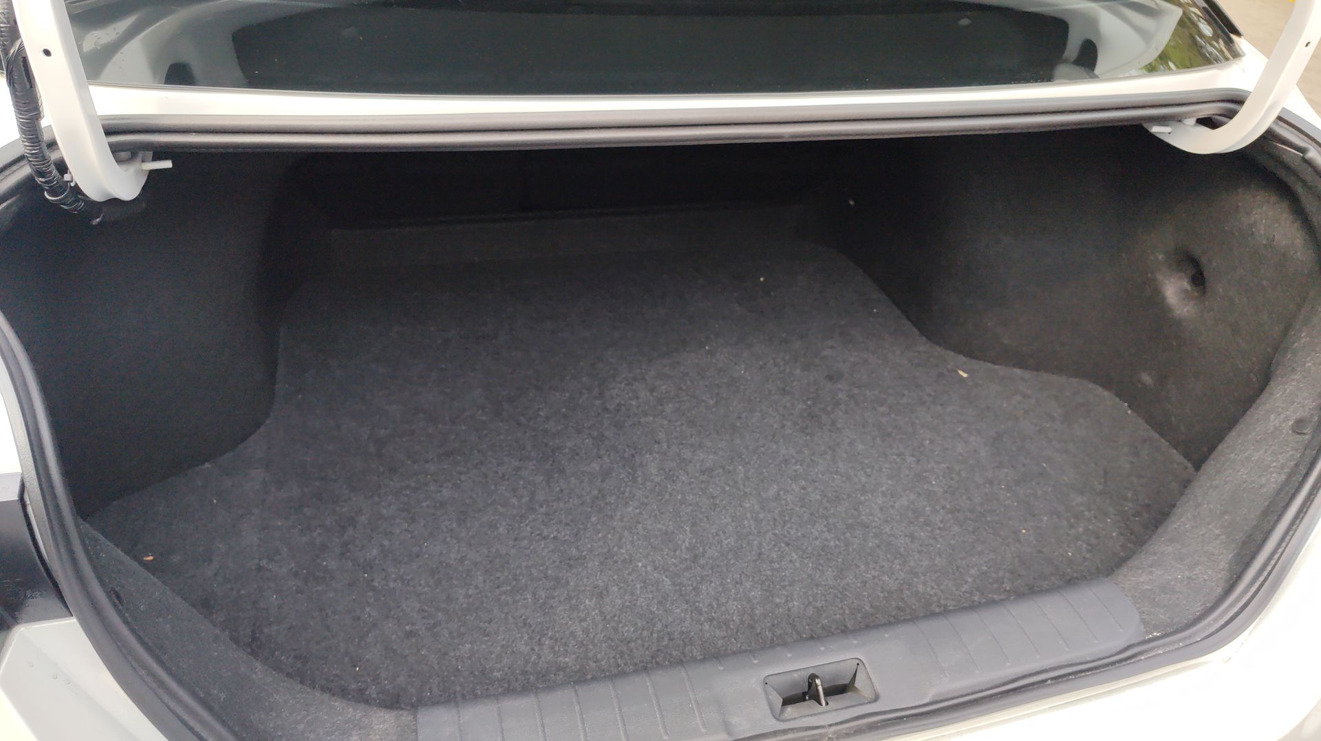 2025 Nissan SENTRA ADVANCE CVT 25