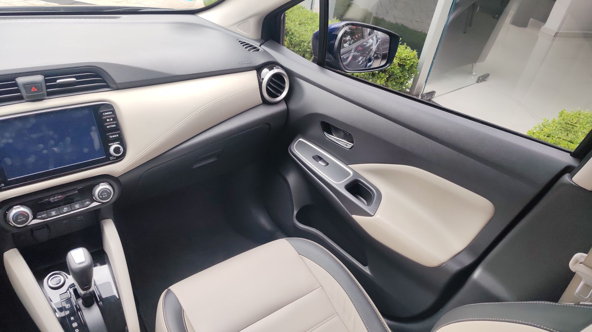 2023 Nissan VERSA EXCLUSIVE CVT 23