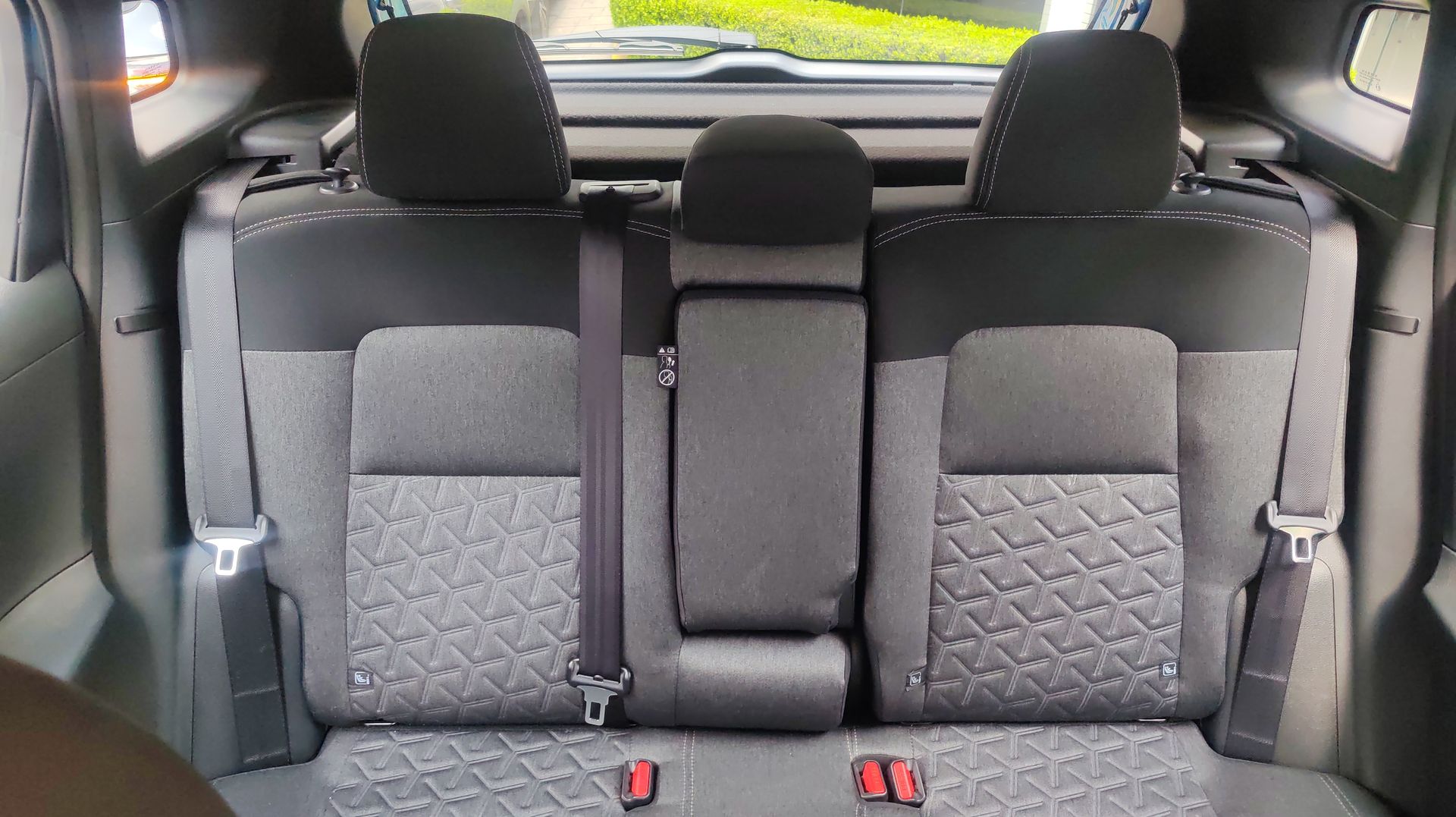 2026 Nissan KICKS ADVANCE CVT 26