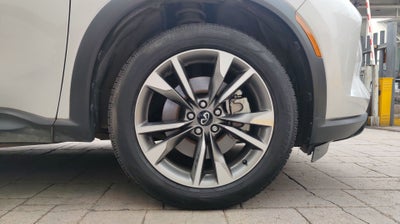 2023 Nissan INFINITI 3.5L LUXE AWD 23