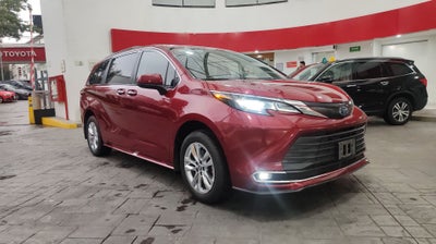 2022 Toyota SIENNA XLE PIEL