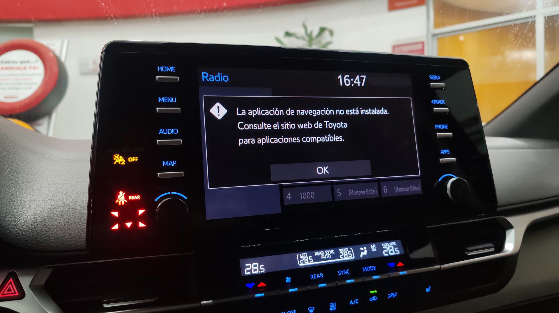 2022 Toyota SIENNA XLE PIEL
