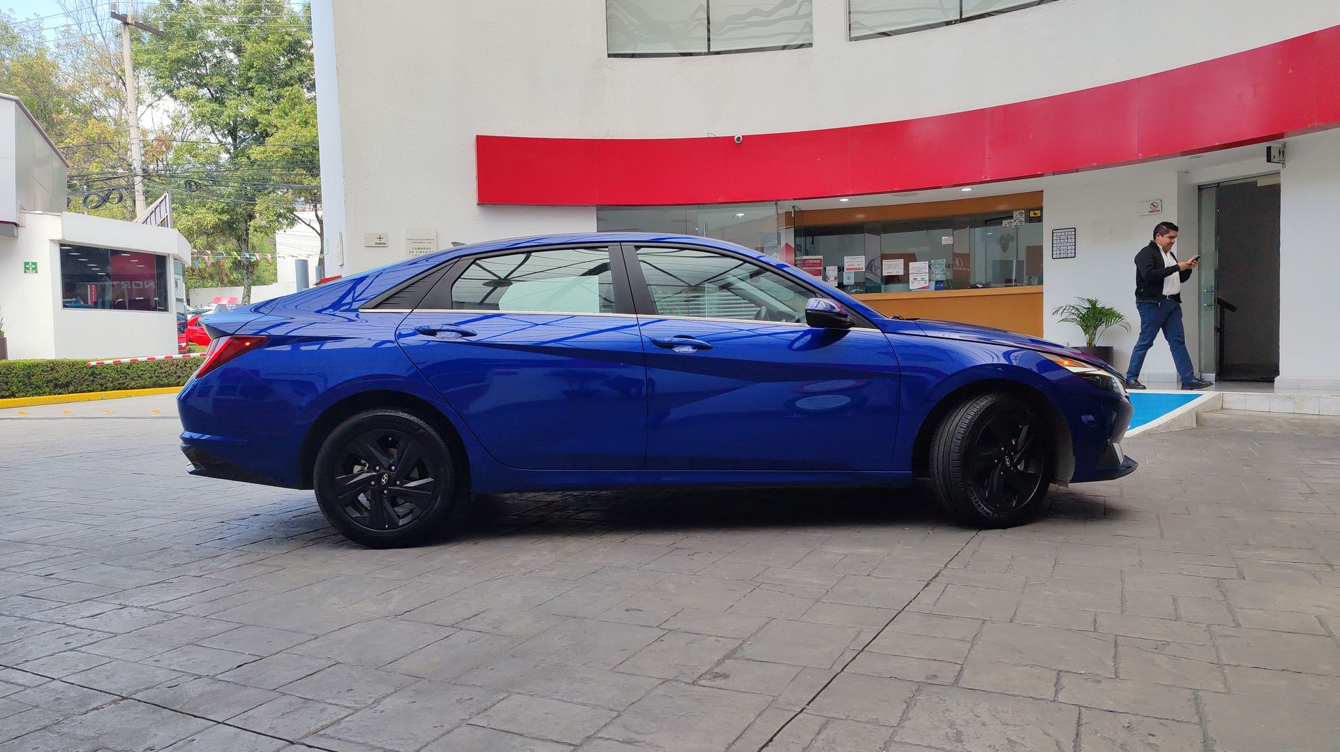2023 Hyundai ELANTRA GLS PREMIUM DCT HEV