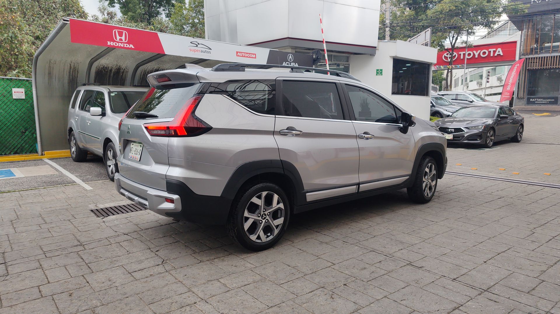 2024 Mitsubishi XPANDER CROSS LIMITED CROSS
