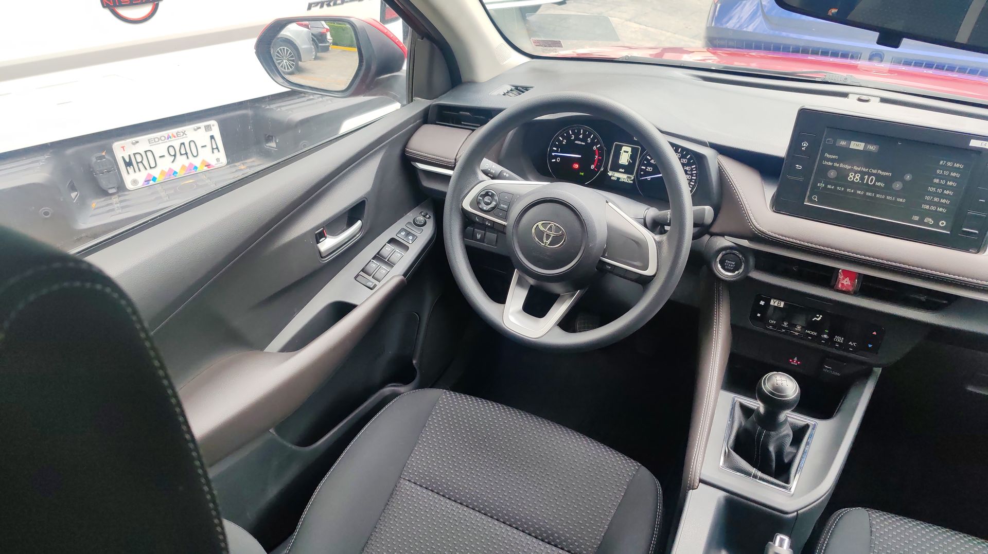 2023 Toyota YARIS S MT